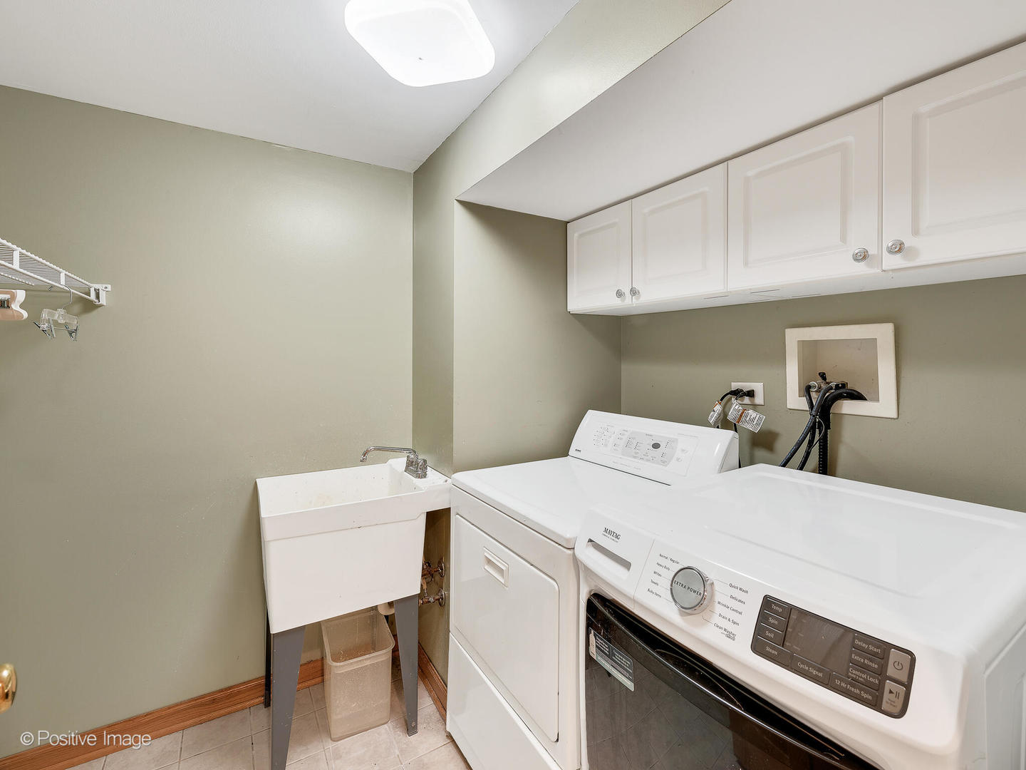 5S640 Ridgeview Lane Naperville, IL 60540 - Photo 20 of 27 Gallery Image 20