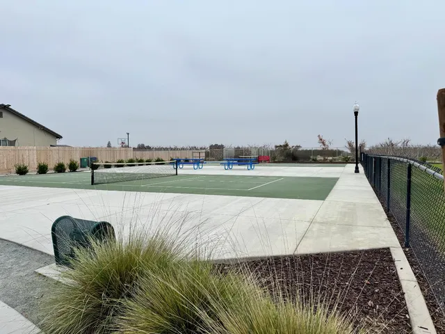 $590,000 | 2935 21st Avenue, Kingsburg, CA 93631