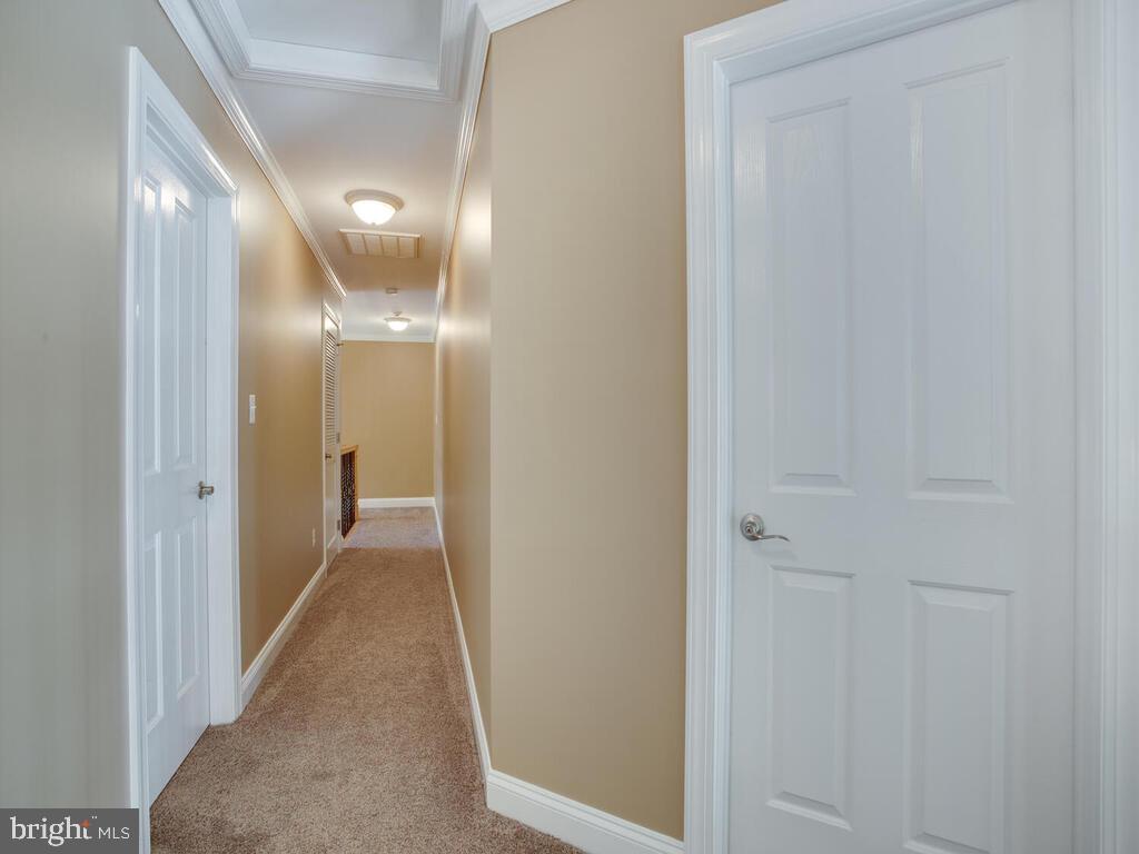 4021 Plum Point Road Huntingtown, MD 20639 - Photo 48 of 79 Upper Level Hallway