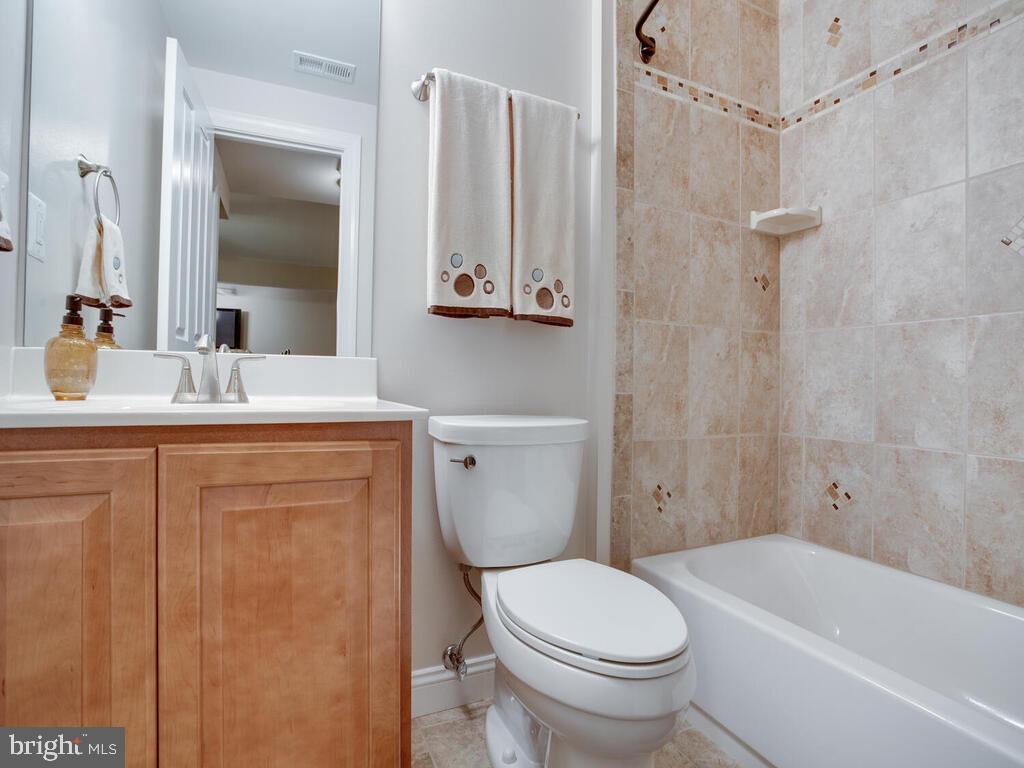4021 Plum Point Road Huntingtown, MD 20639 - Photo 65 of 79 Studio Apartment Full Bath