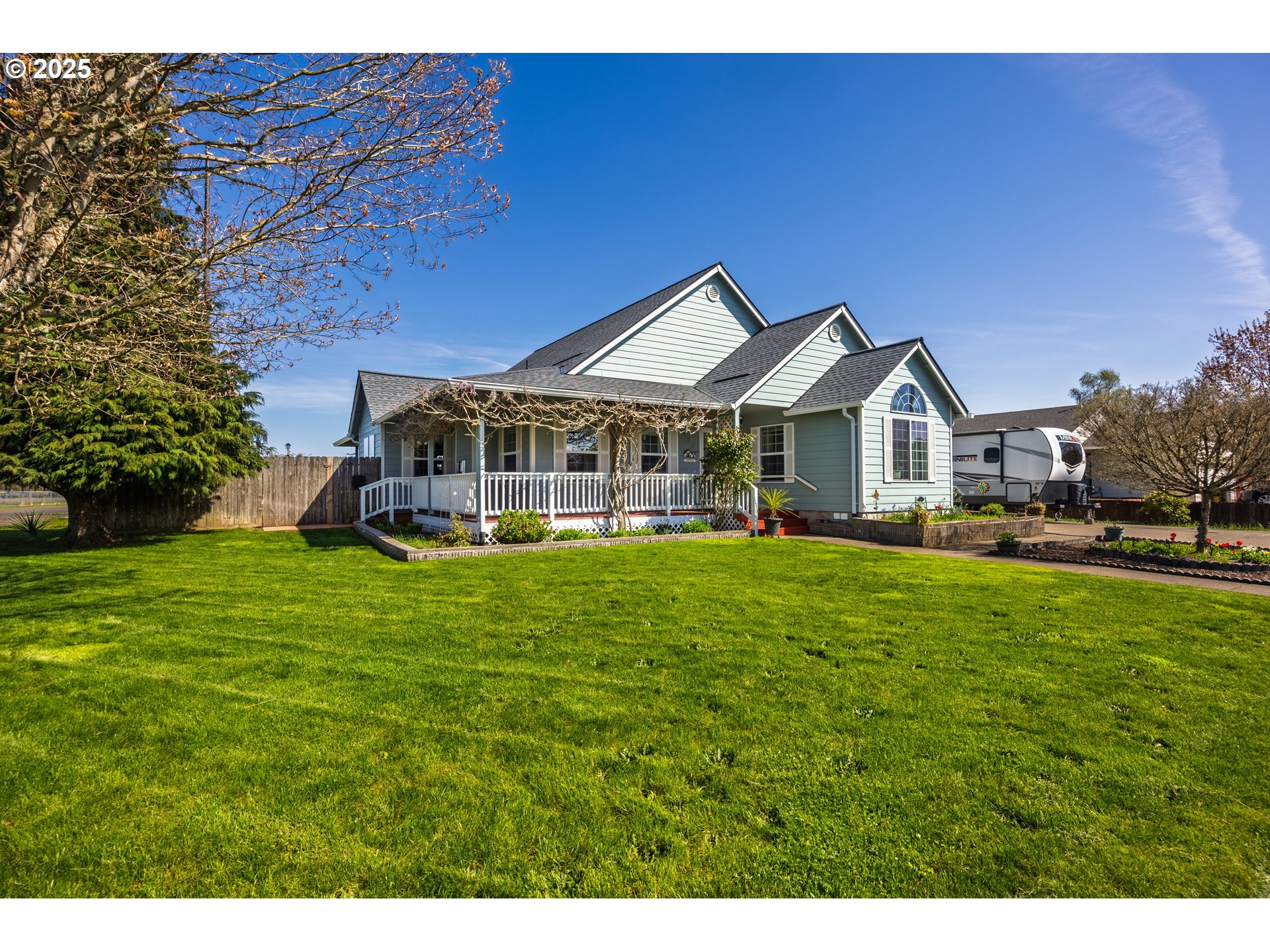 788 Southeast Meadows Loop Sheridan, OR 97378 - Photo 3 of 45 a view of a house with a big yard