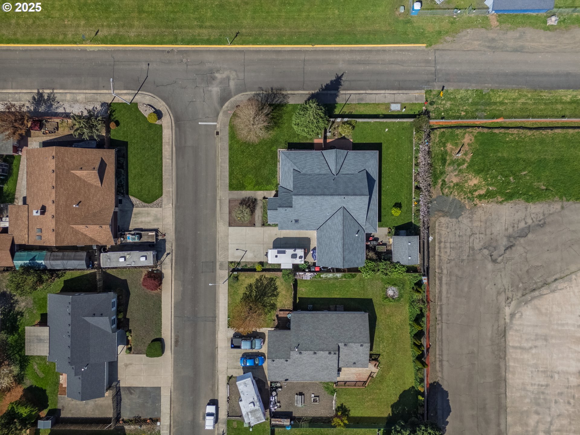 788 Southeast Meadows Loop Sheridan, OR 97378 - Photo 38 of 45 an aerial view of houses with outdoor space