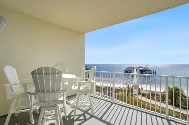 $525,000 | 154 Ethel Wingate Drive, Unit 209, Pensacola, FL 32507