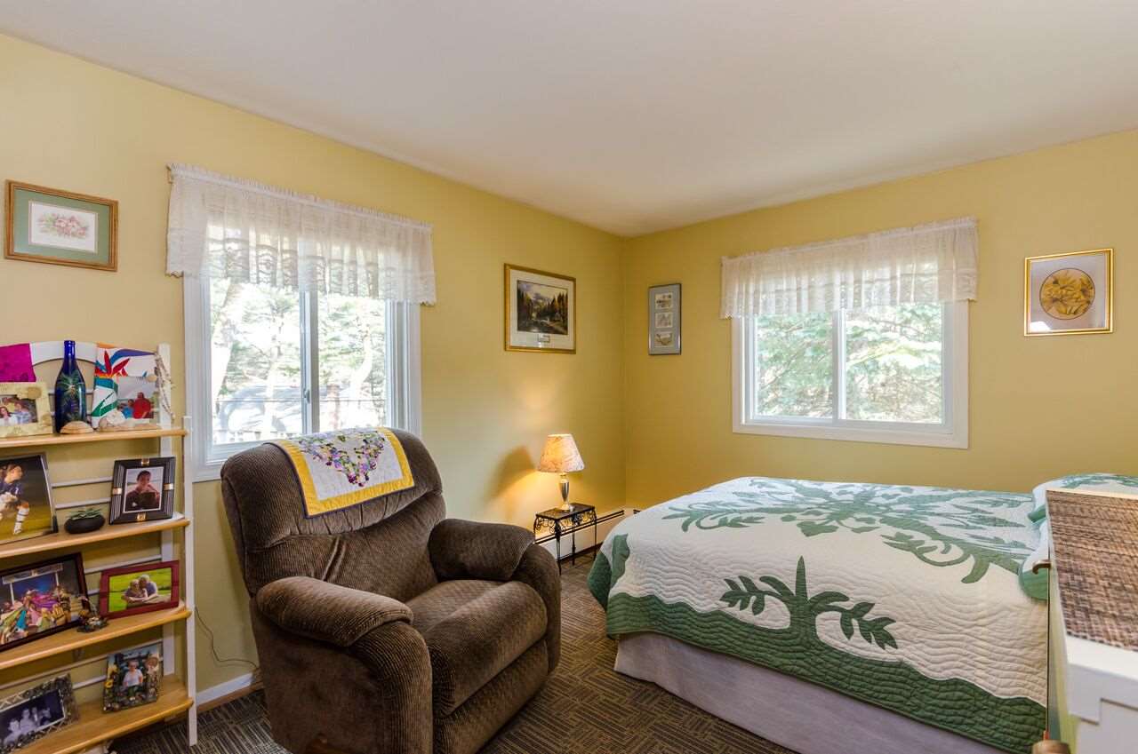 22 Wethersfield Road Nashua, NH 03062 - Photo 15 of 19
