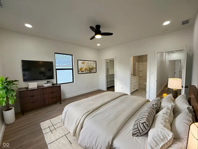 $389,000 | 2008 East Maryland Street, Indianapolis, IN 46201