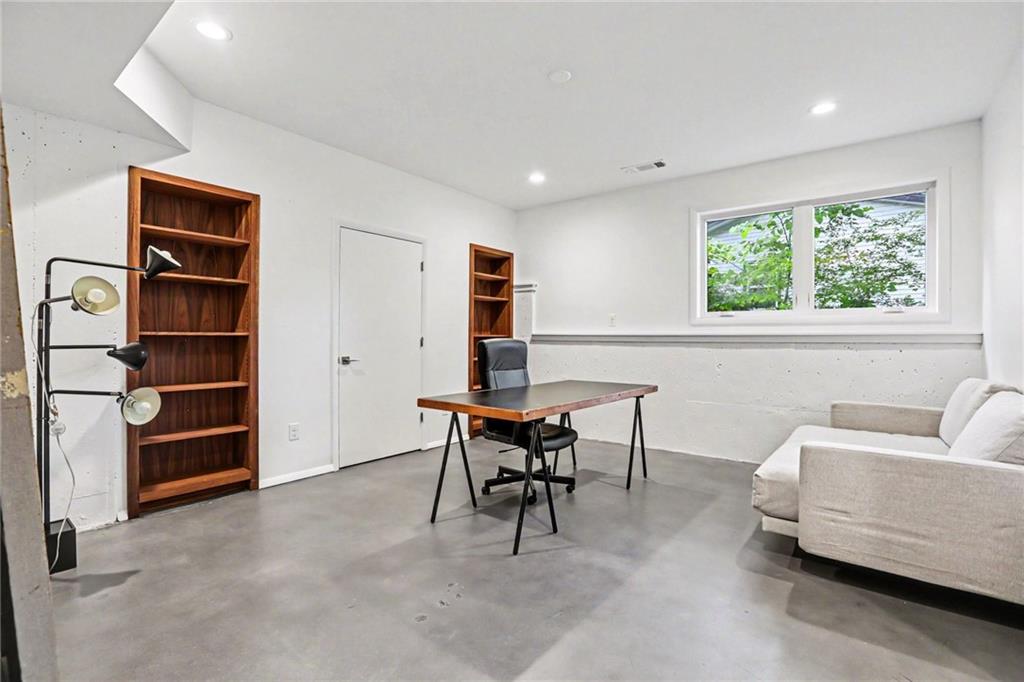 2175 Meadowcliff Drive Northeast Atlanta, GA 30345 - Photo 44 of 56