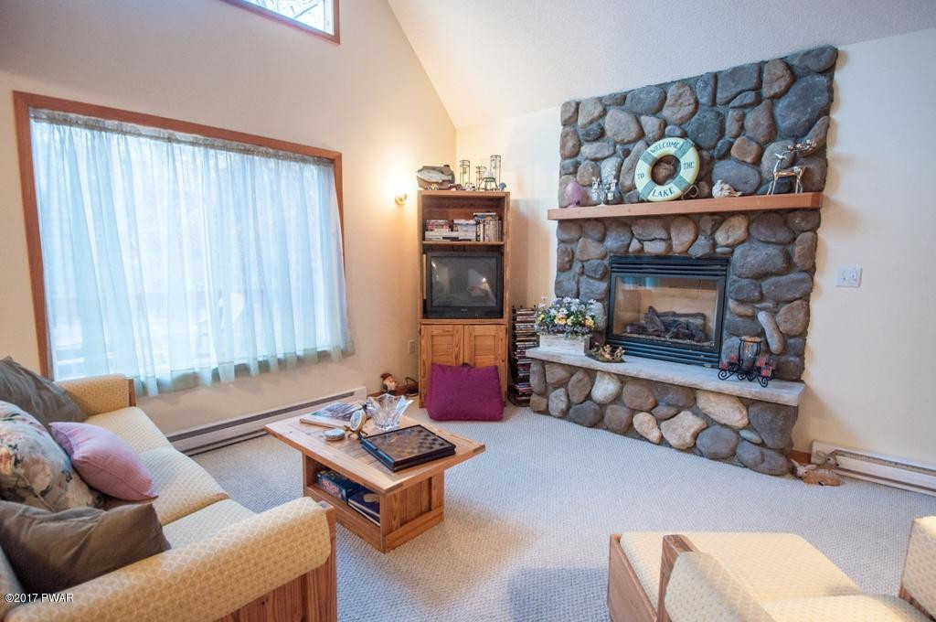 1067 Deer Valley Road Lake Ariel, PA 18436 - Photo 3 of 43 3-Living Room alt view2