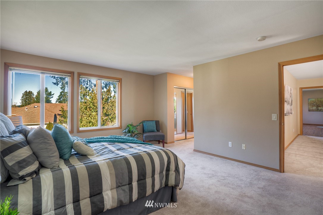 7944 68th Loop Southeast Olympia, WA 98513 - Photo 19 of 39 Gallery Image 19
