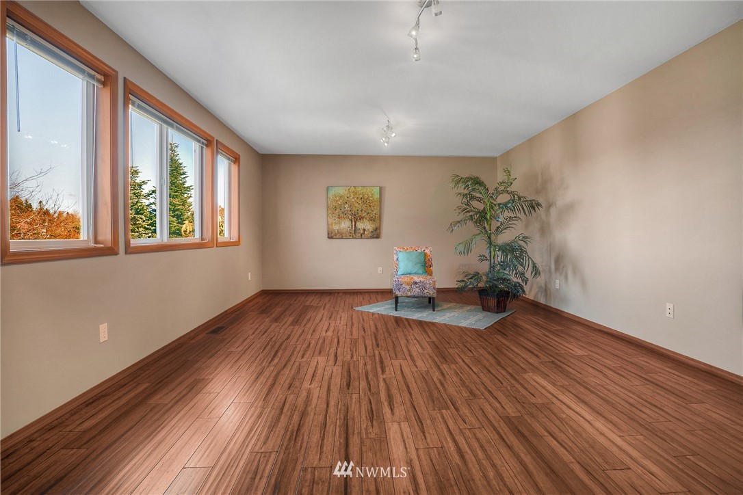 7944 68th Loop Southeast Olympia, WA 98513 - Photo 25 of 39 Gallery Image 25