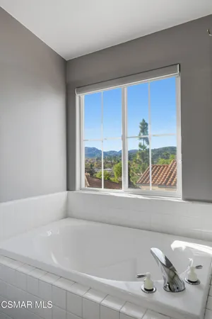 $810,000 | 378 Westlake Vista Lane, Thousand Oaks, CA 91362