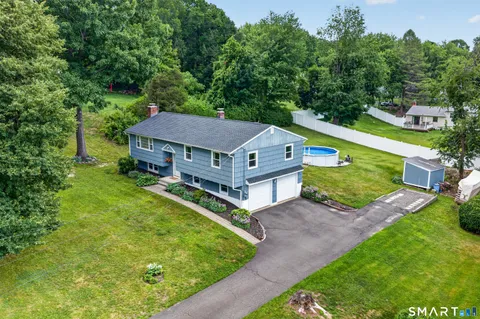 $500,000 | 12 Quaker Ridge Road, Bethel, CT 06801
