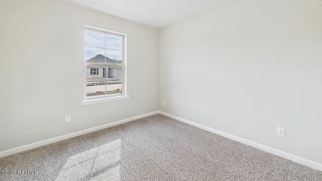 $207,000 | 148 Cottage Cove, Maurice, LA 70555