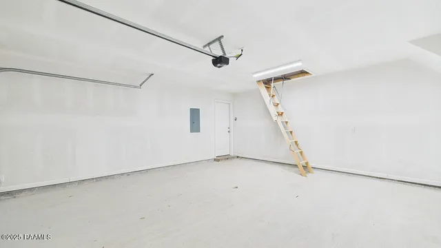 $207,000 | 148 Cottage Cove, Maurice, LA 70555