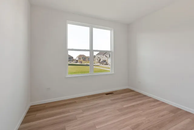 $5,995 | 1889 Bent Grass Way, Bolingbrook, IL 60490