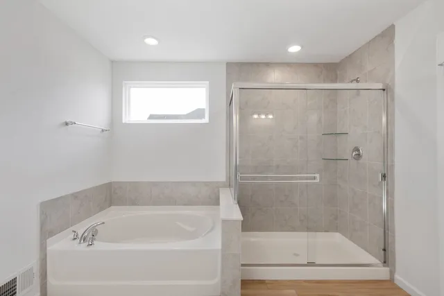 $5,995 | 1889 Bent Grass Way, Bolingbrook, IL 60490