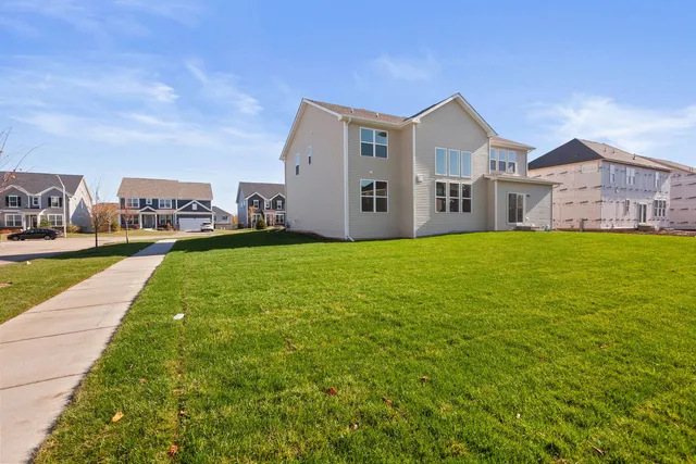 $5,995 | 1889 Bent Grass Way, Bolingbrook, IL 60490