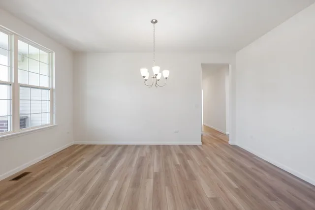 $5,995 | 1889 Bent Grass Way, Bolingbrook, IL 60490