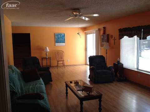 16673 Baldwin Road Chesaning, MI 48616 - Photo 7 of 14 20388483-6.JPG