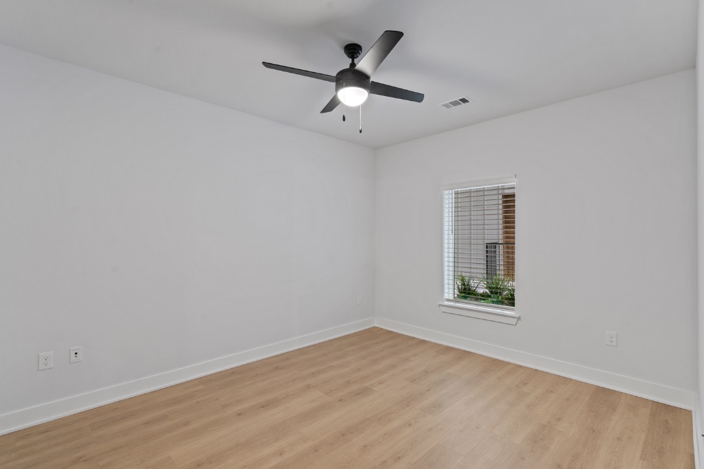 2500 Longview Street, Unit 105 Austin, TX 78705 - Photo 8 of 24
