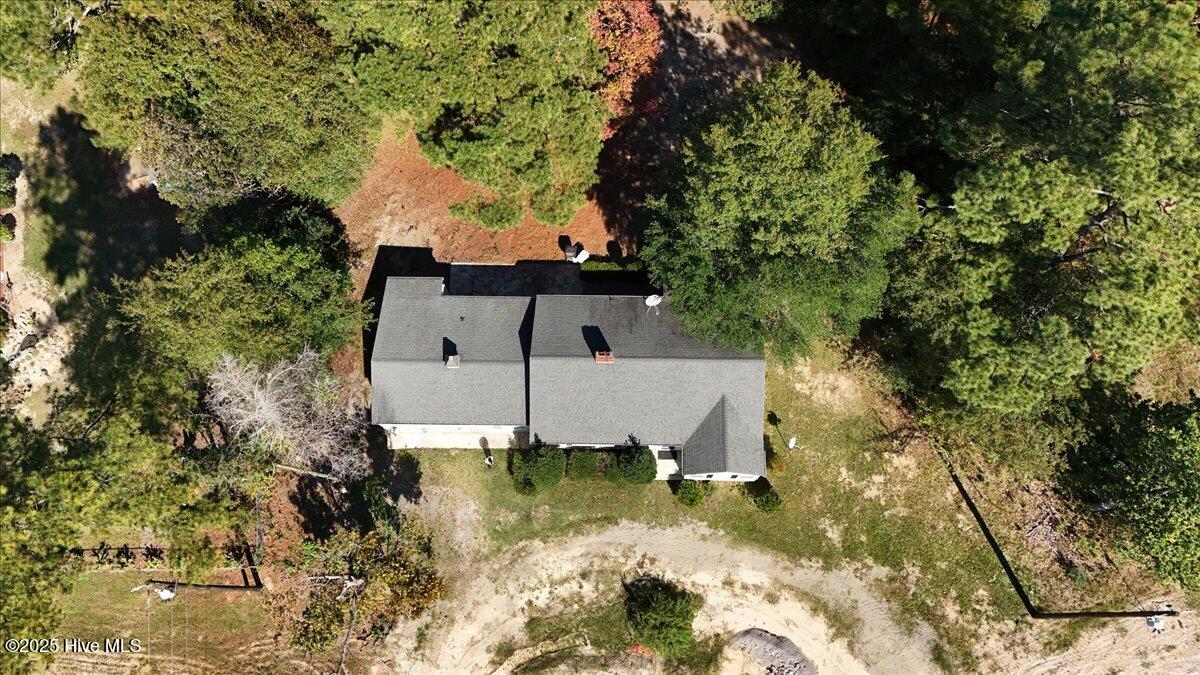 8696 Aberdeen Road Aberdeen, NC 28315 - Photo 5 of 34 31-DJI_20251017145941_0356_D