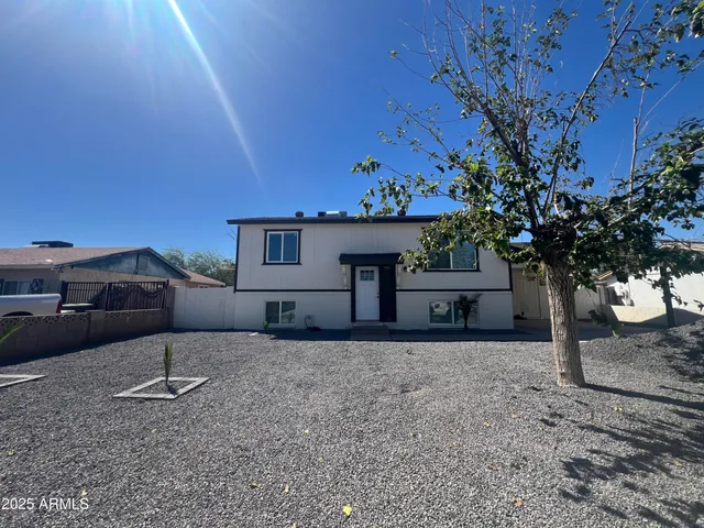 $2,300 | 4525 East Alta Vista Road, Phoenix, AZ 85042