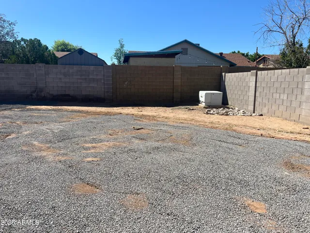 $2,300 | 4525 East Alta Vista Road, Phoenix, AZ 85042