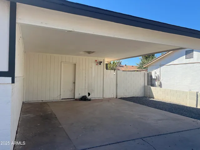 $2,300 | 4525 East Alta Vista Road, Phoenix, AZ 85042