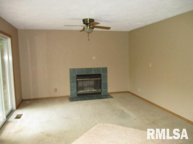 2461 Reggie Ridge Road Muscatine, IA 52761 - Photo 3 of 17 Gallery Image 3