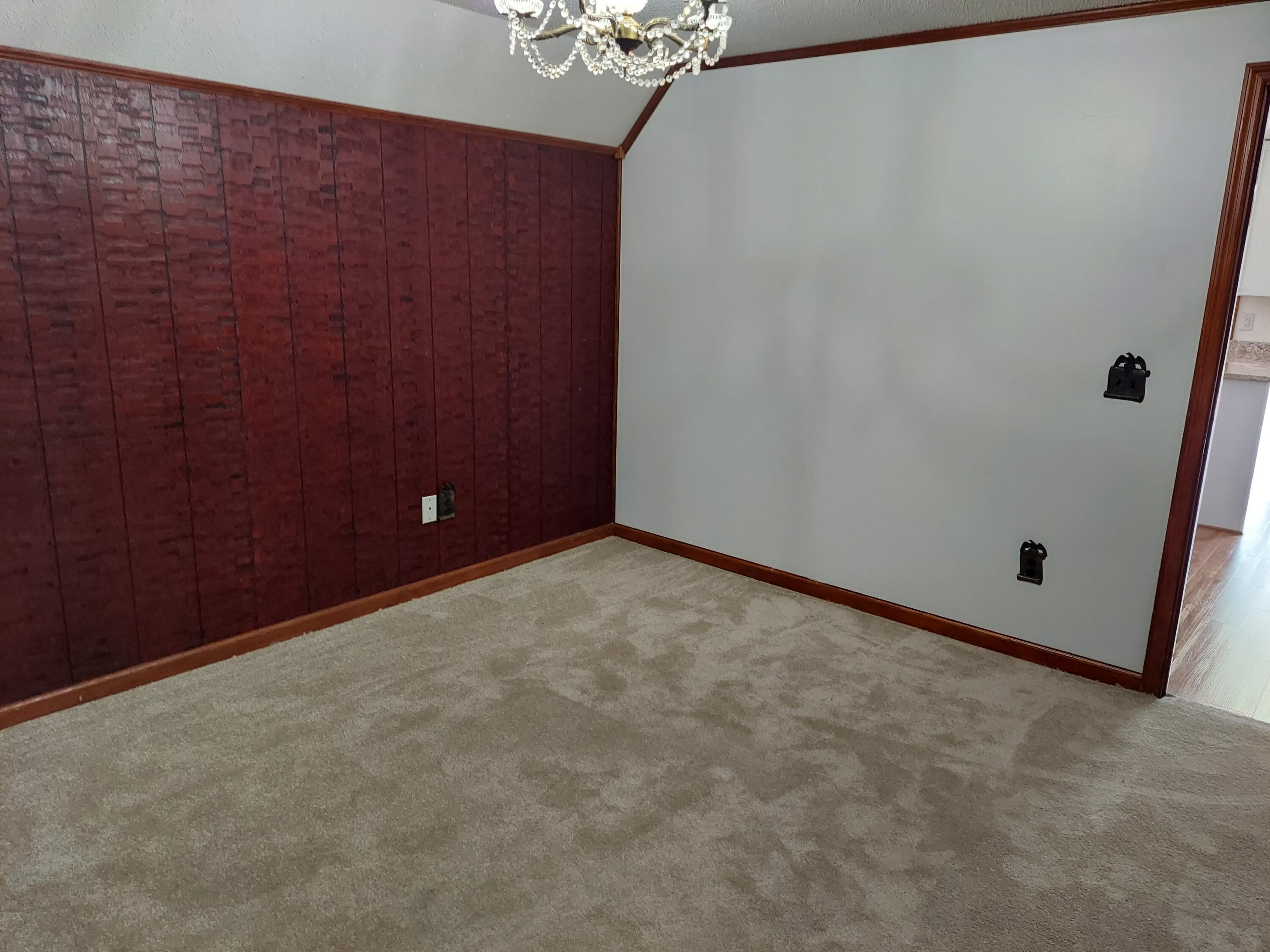 175 White Street Erwin, TN 37650 - Photo 20 of 51 20220919_160303