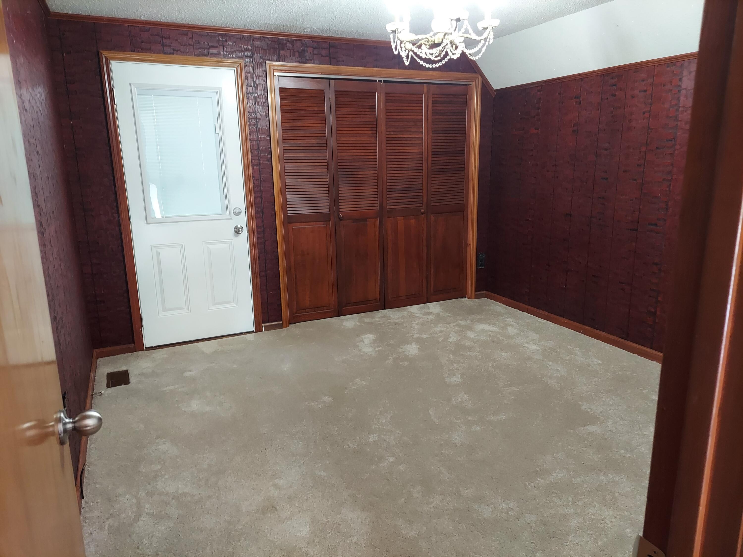 175 White Street Erwin, TN 37650 - Photo 21 of 51 20220919_160316