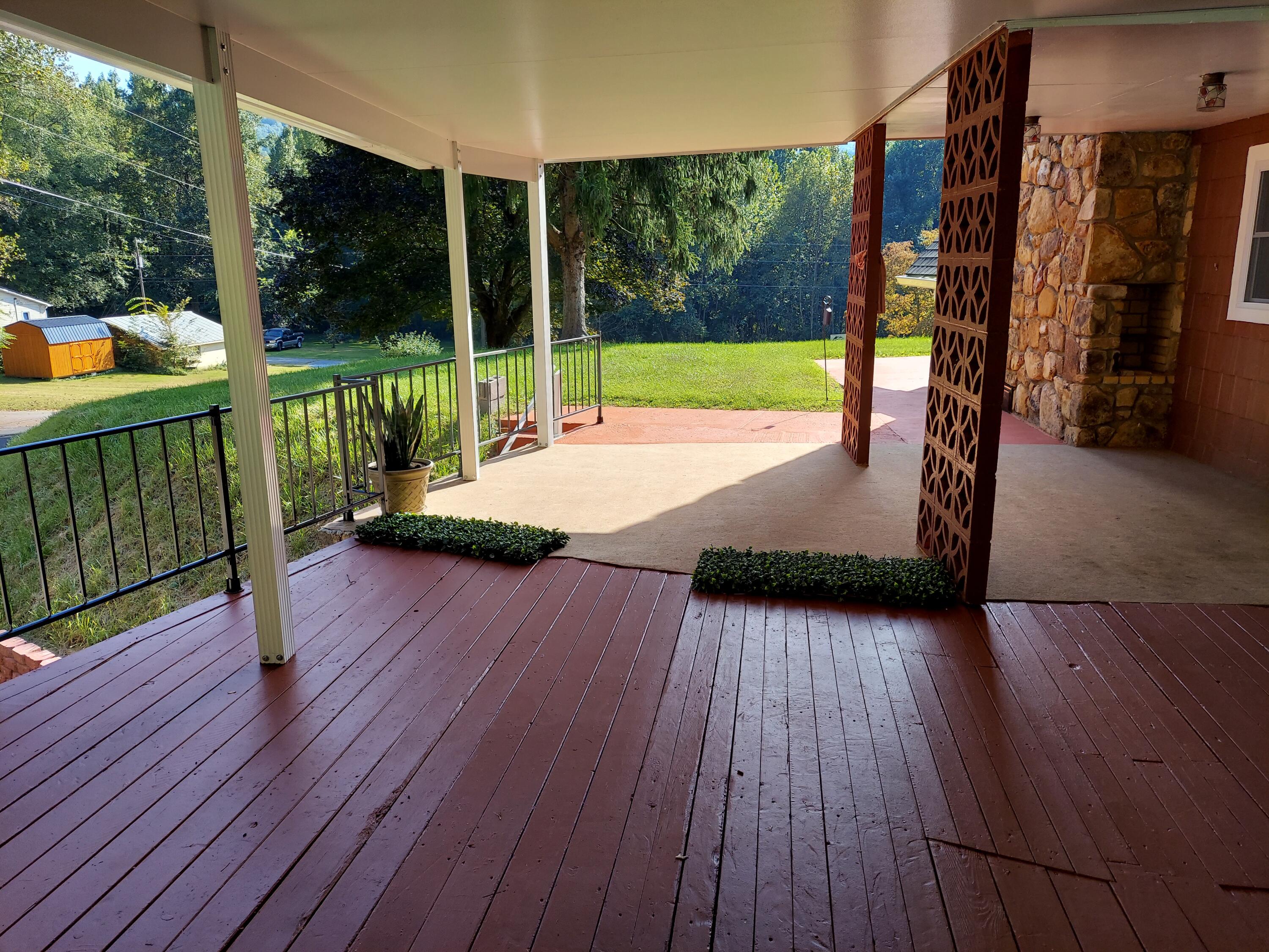 175 White Street Erwin, TN 37650 - Photo 41 of 51 20220919_161433