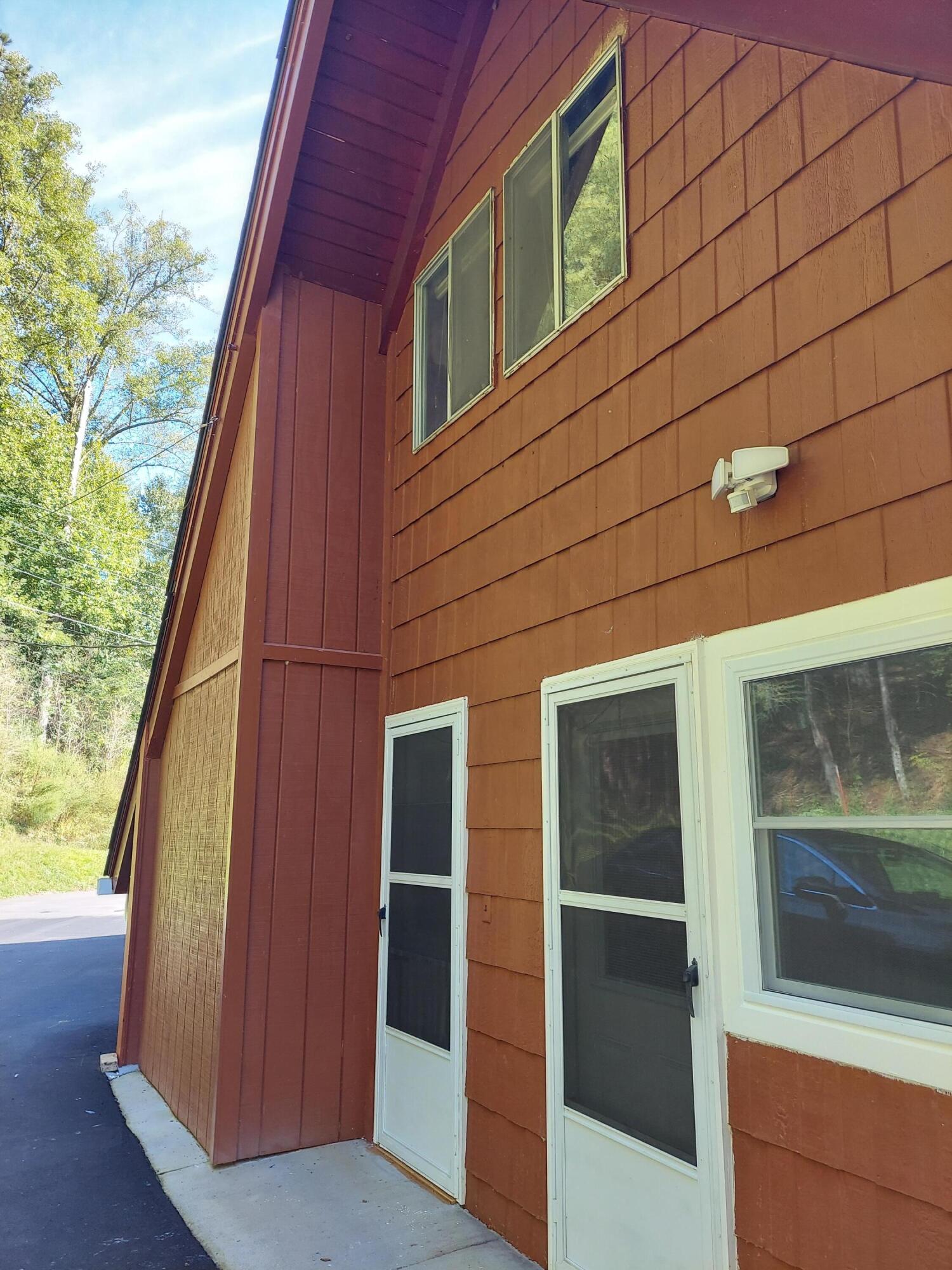 175 White Street Erwin, TN 37650 - Photo 44 of 51 20220919_161800