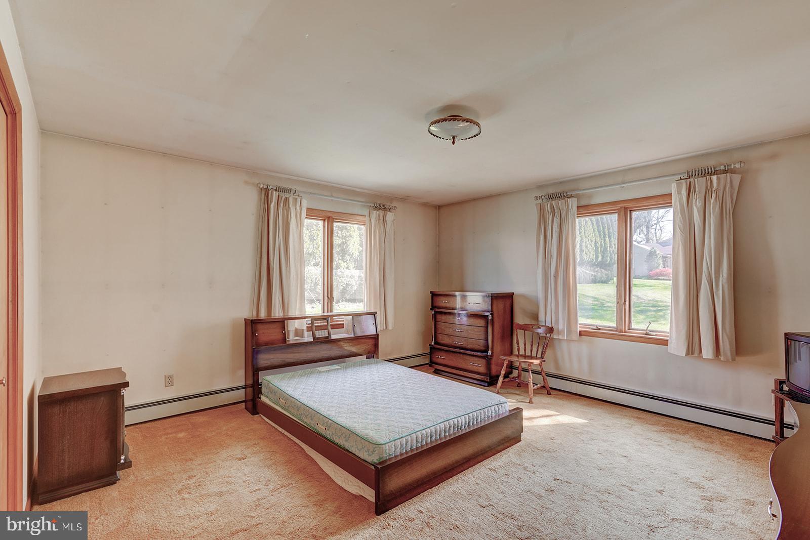 120 West Hillendale Road Kennett Square, PA 19348 - Photo 14 of 21 Primary Bedroom