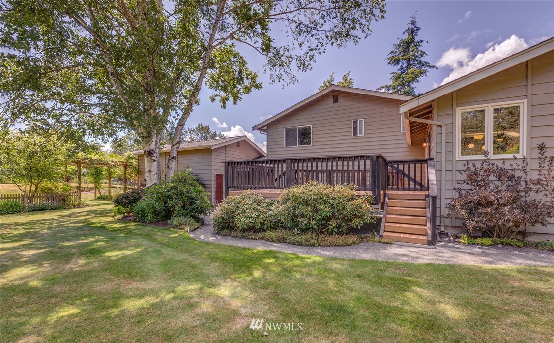 992 Shaw Road Ferndale, WA 98248 - Photo 3 of 25