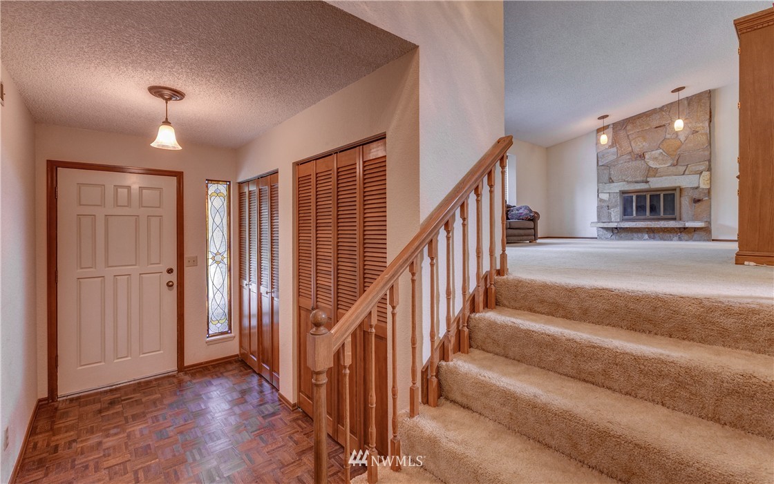 992 Shaw Road Ferndale, WA 98248 - Photo 4 of 25