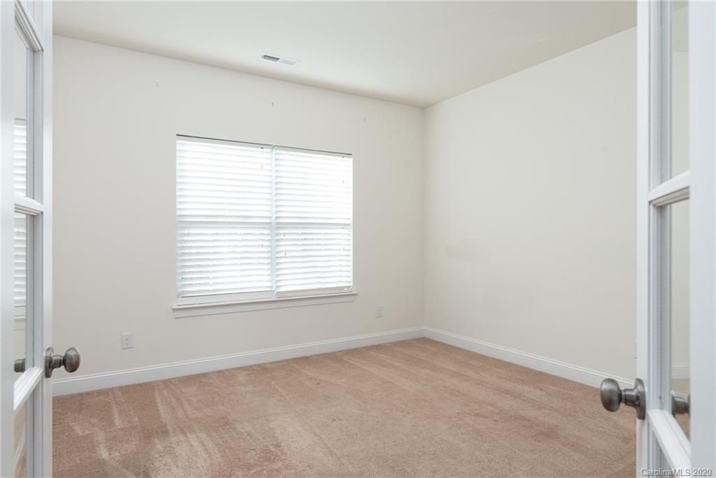 6606 Bluegill Road Charlotte, NC 28216 - Photo 2 of 20 Gallery Image 2
