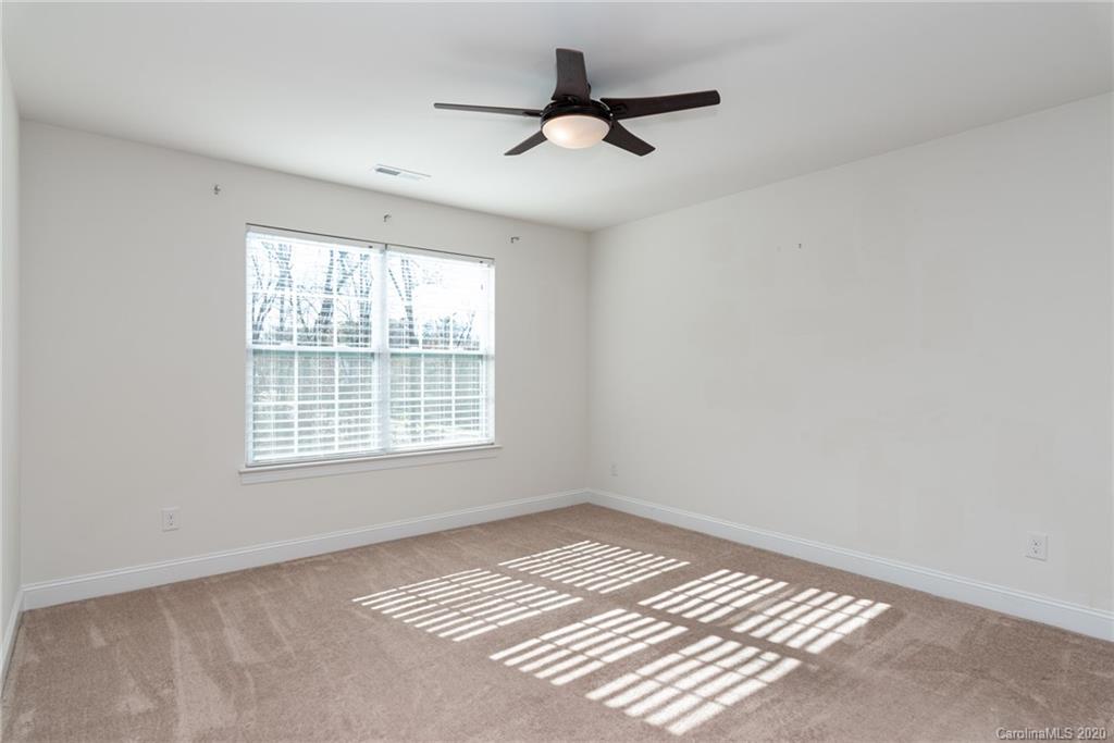6606 Bluegill Road Charlotte, NC 28216 - Photo 11 of 20 Gallery Image 11