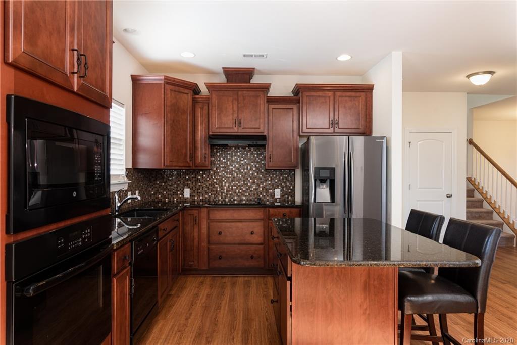 6606 Bluegill Road Charlotte, NC 28216 - Photo 5 of 20 Gallery Image 5