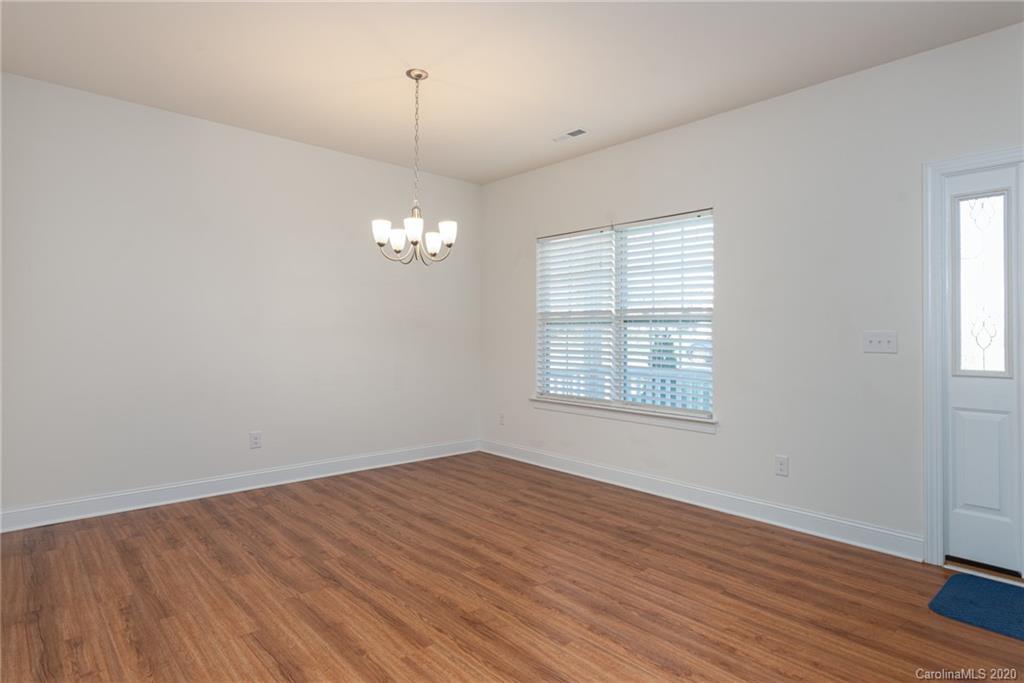 6606 Bluegill Road Charlotte, NC 28216 - Photo 9 of 20 Gallery Image 9