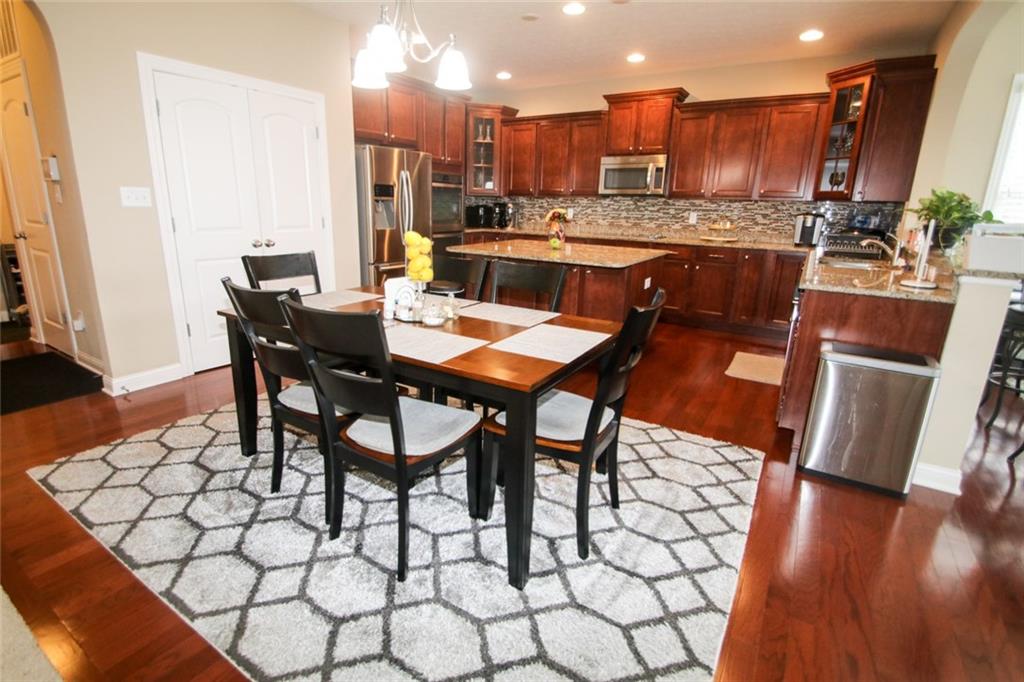 6115 Roxburgh Place Noblesville, IN 46062 - Photo 12 of 38 Gallery Image 12