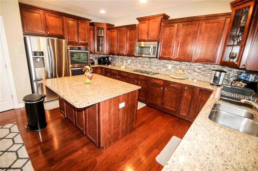 6115 Roxburgh Place Noblesville, IN 46062 - Photo 13 of 38 Gallery Image 13