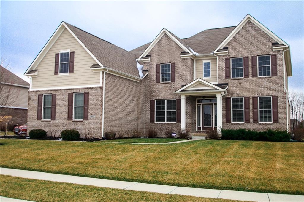6115 Roxburgh Place Noblesville, IN 46062 - Photo 2 of 38 Gallery Image 2