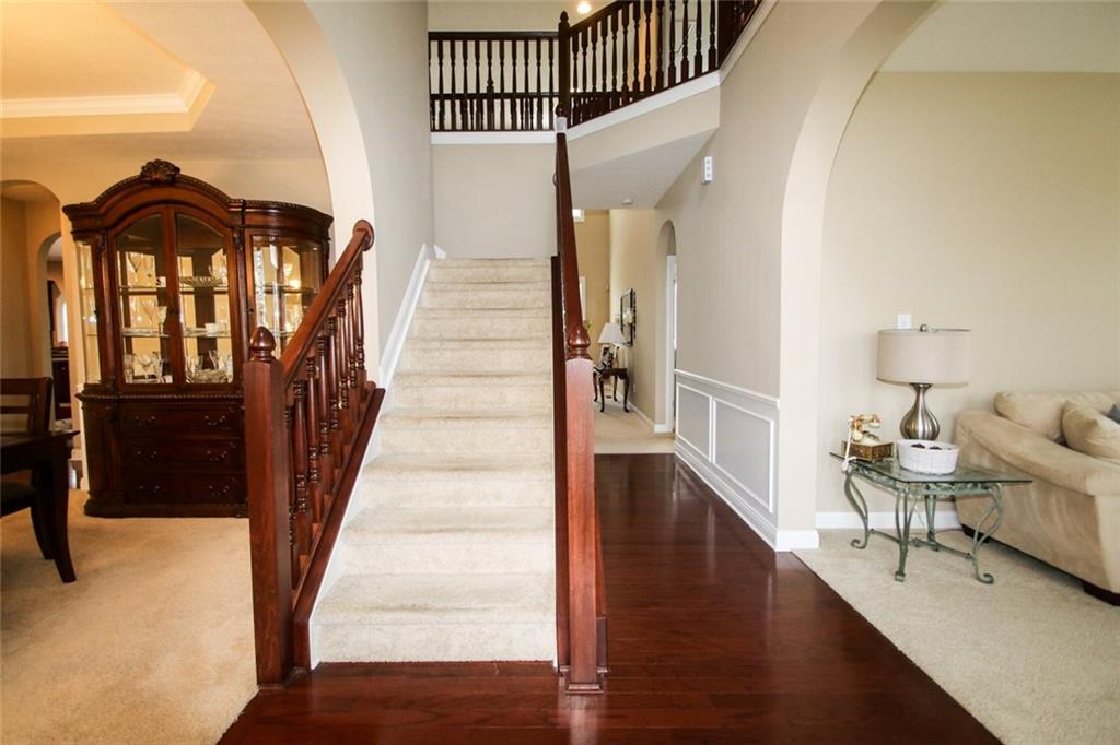 6115 Roxburgh Place Noblesville, IN 46062 - Photo 4 of 38 Gallery Image 4