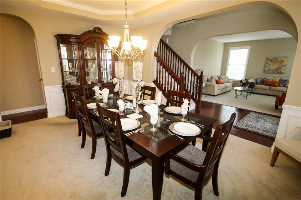 6115 Roxburgh Place Noblesville, IN 46062 - Photo 6 of 38 Gallery Image 6