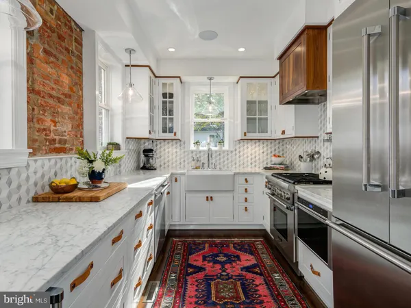 $7,400 | 1450 T Street Northwest, Washington, DC 20009