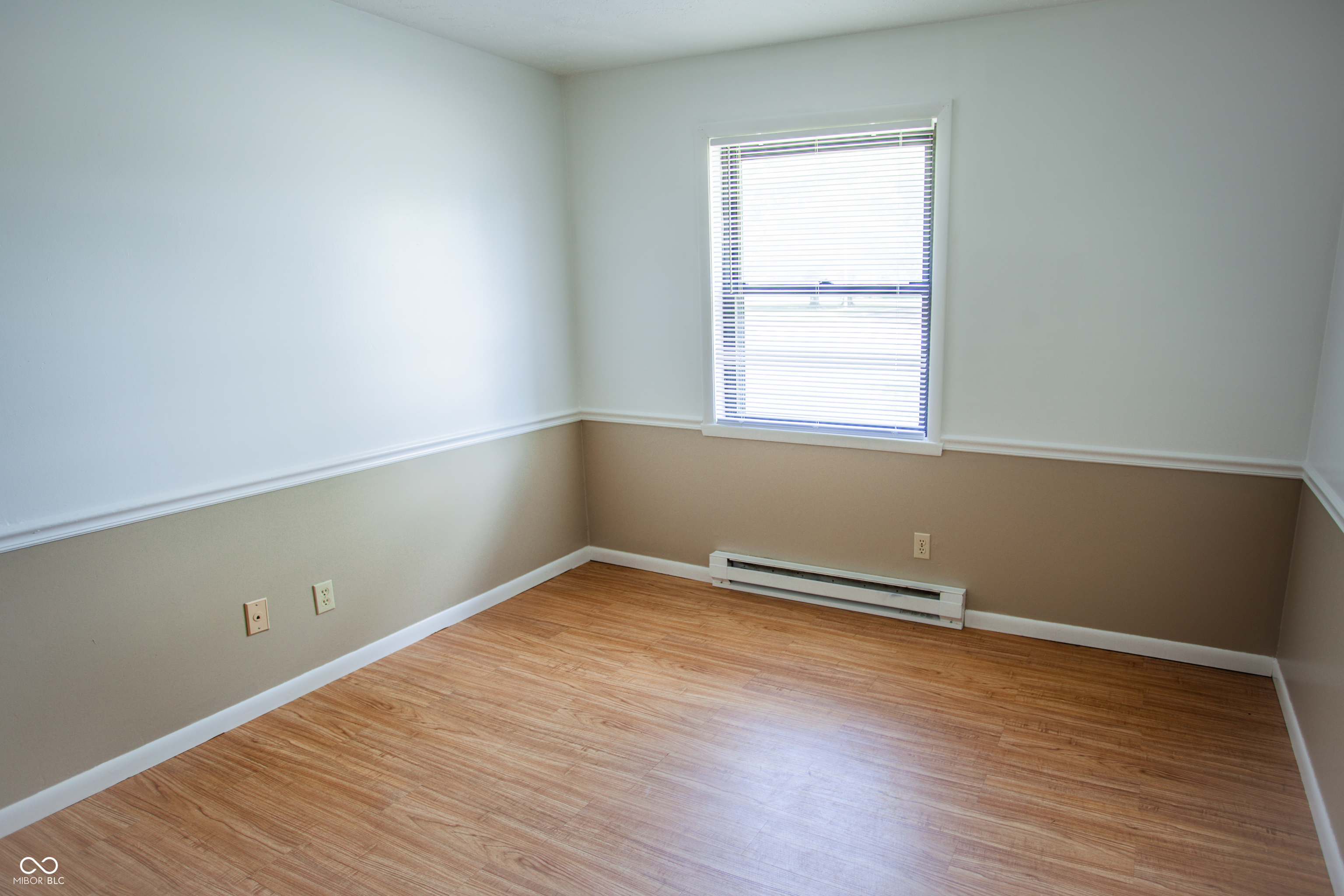 1162 McClure Road Columbus, IN 47201 - Photo 9 of 16 Gallery Image 9