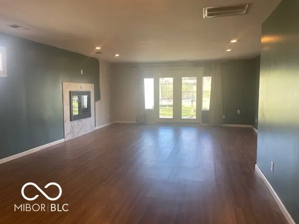 $250,000 | 617 Grovewood Drive, Beech Grove, IN 46107