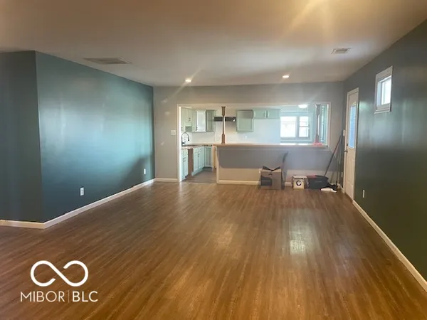 $250,000 | 617 Grovewood Drive, Beech Grove, IN 46107