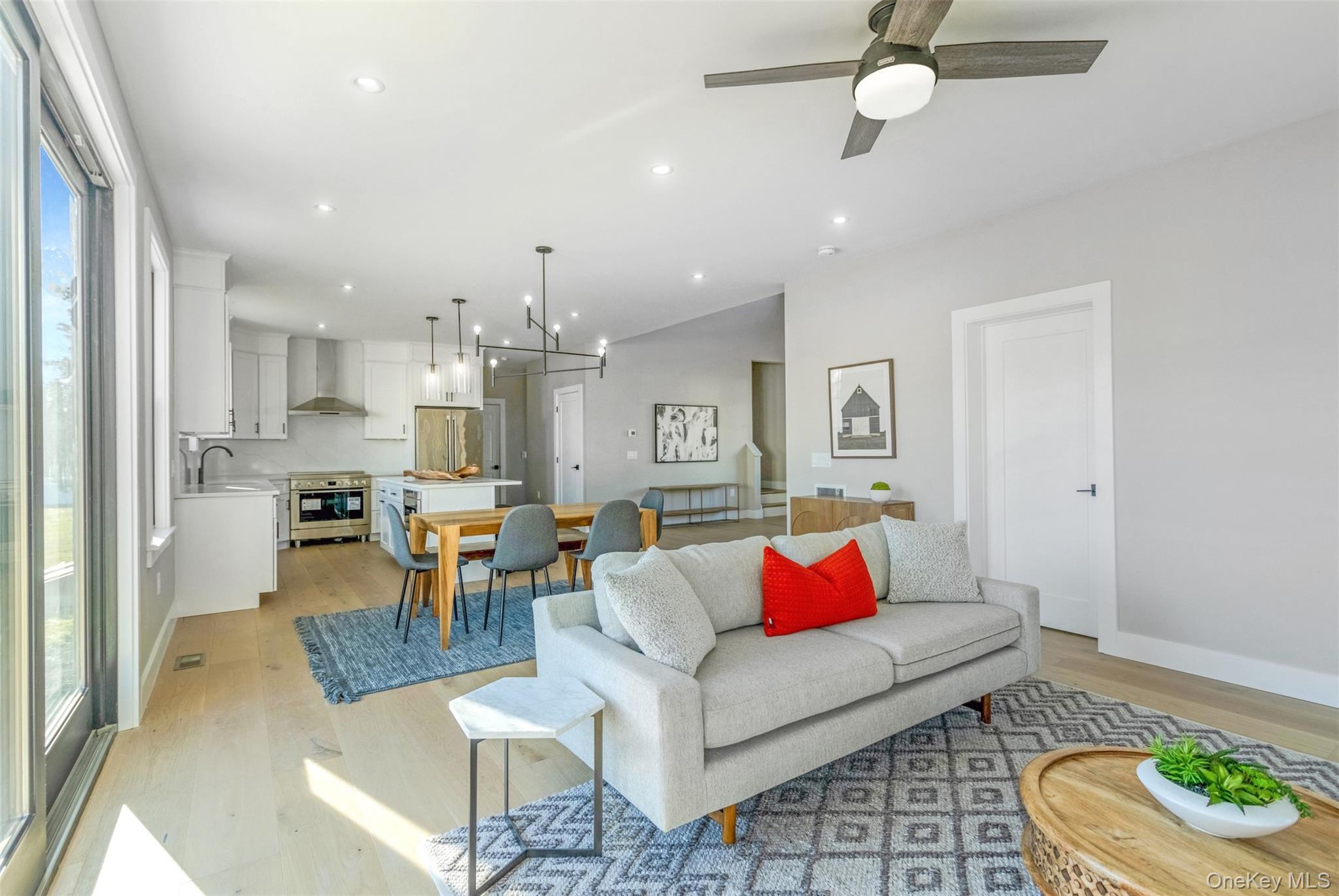 285 Sandy Beach Road Greenport, NY 11944 - Photo 9 of 31