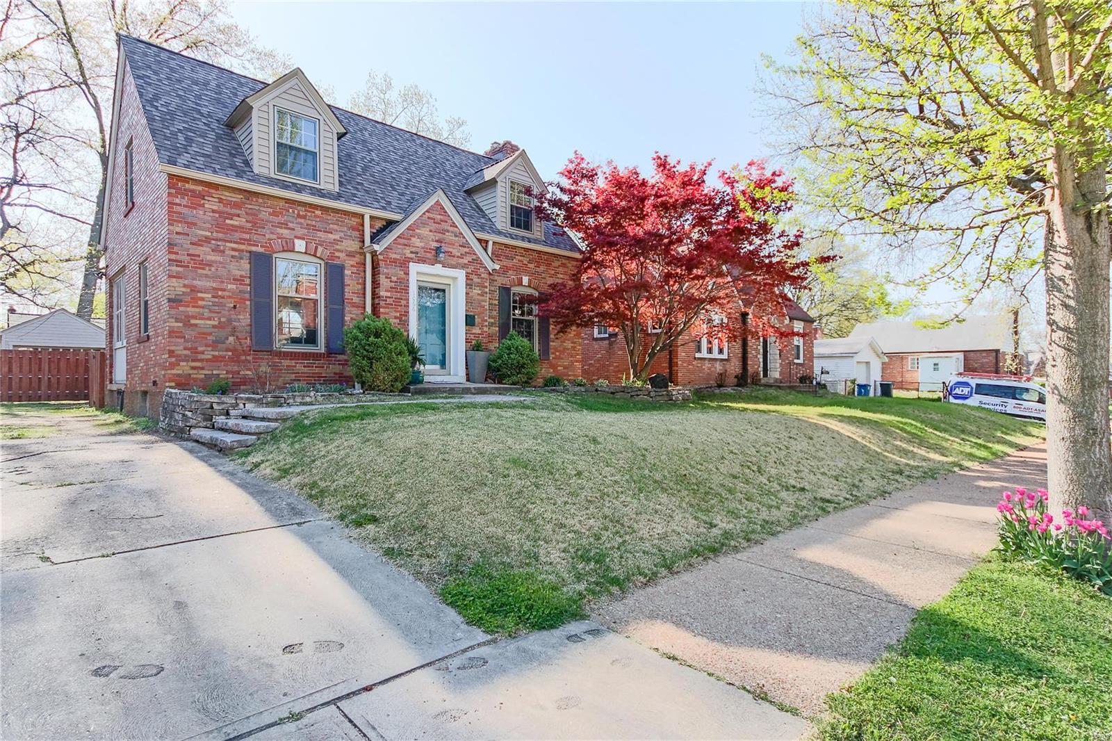1066 Colby Avenue St. Louis, MO 63130 - Photo 1 of 26 Gallery Image 1